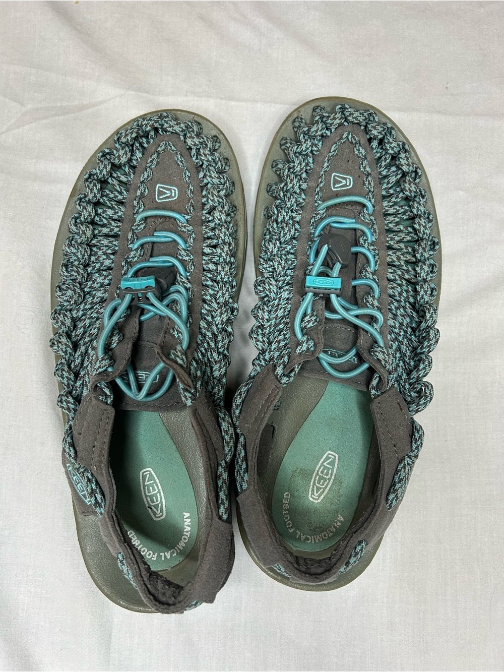 KEEN UNEEK Gray Turquoise Cord Sandals Sport Hiking Water Shoes Sz 7.5